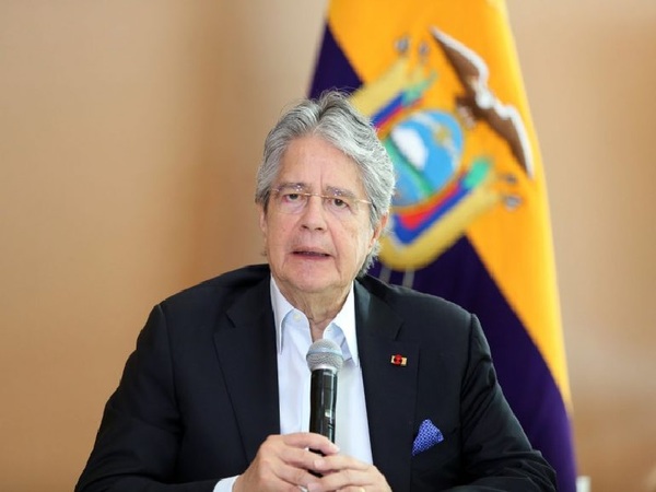 Lasso hará trabajar horas extra a su lapicera, luego de disolver el Congreso de Ecuador - La Tribuna