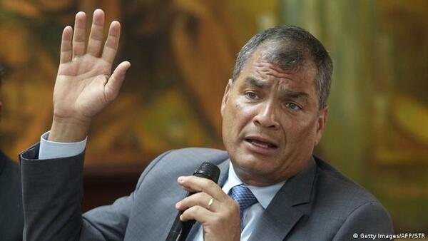 Correa considera "ilegal" la disolución del Parlamento en Ecuador y la califica de "golpe de Estado" - .::Agencia IP::.