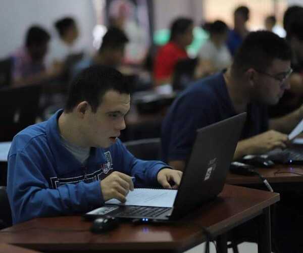 Fundación Saraki promueve la valoración del talento y las capacidades de las personas con discapacidad en el marco del Día Na