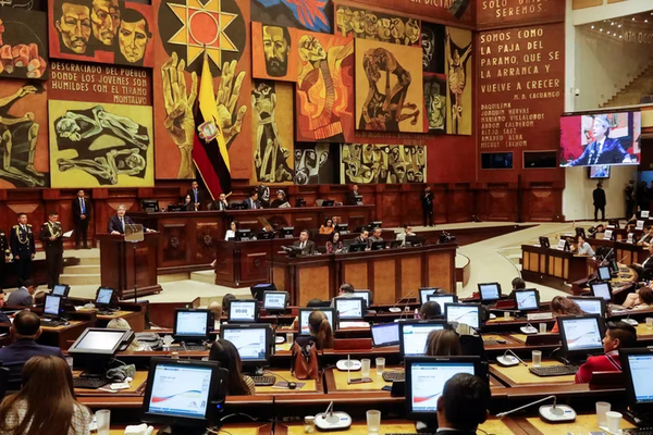Qué es la “muerte cruzada” que permitió a Guillermo Lasso convocar a elecciones generales anticipadas en Ecuador