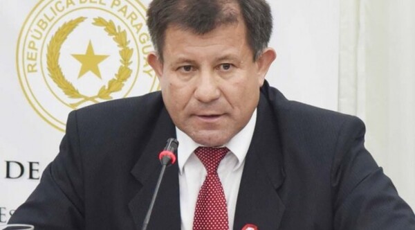 Diario HOY | Exfiscal logra extinguir causa por acoso tras millonario acuerdo con la víctima