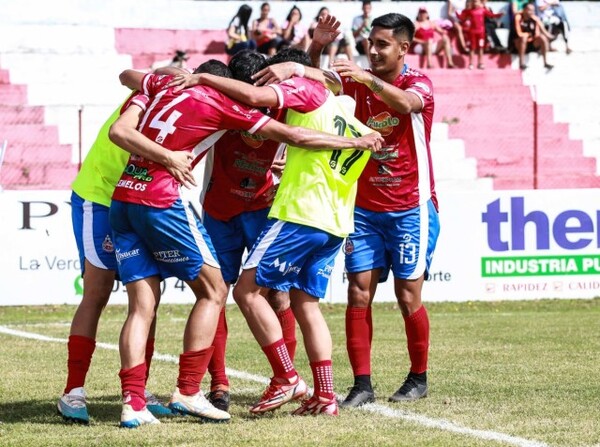 Atlético Colegiales triunfó en 4 Mojones - APF