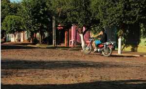 Hombre bajo efectos de drogas ataca brutalmente a adulto mayor discapacitado