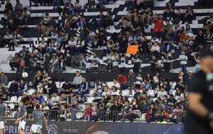 Hincha falleció durante el partido entre Olimpia y General Caballero – Prensa 5