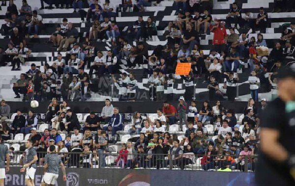 Hincha falleció durante el partido entre Olimpia y General Caballero – Prensa 5