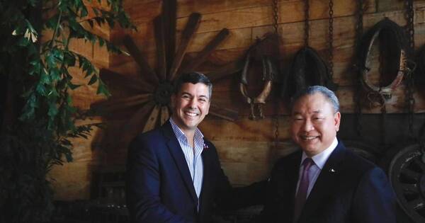 La Nación / Santiago Peña se reunió con el viceministro de RR.EE. de la República de China Taiwán