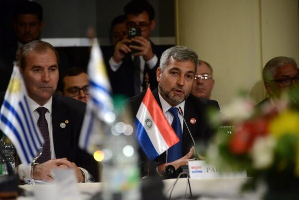 Presidente Mario Abdo Benítez asistirá el 3 de julio a su última cumbre del Mercosur