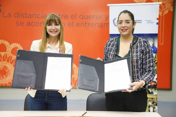 Ministerio y sector privado acuerdan realizar capacitación técnica en moda sustentable - .::Agencia IP::.
