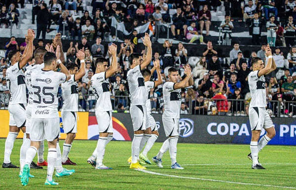 Olimpia lamenta fallecimiento de hincha durante partido ante General