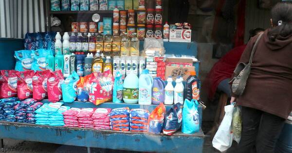 La Nación / Nuevas medidas de Argentina aumentarían brecha de precios y afectarían al sector formal