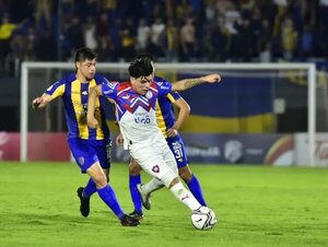 Sportivo Luqueño vs. Cerro Porteño: el Auriazul aleja al Ciclón de la punta   - Fútbol - ABC Color