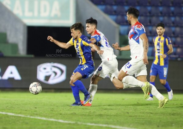 Versus / Cerro Porteño iguala con Luqueño y deja allanado el camino a Libertad