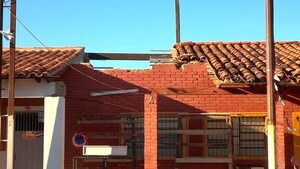 Col. Nac. Santa Teresita del Niño Jesús: MEC no reparó todas las aulas por falta de título y fondos - Nacionales - ABC Color