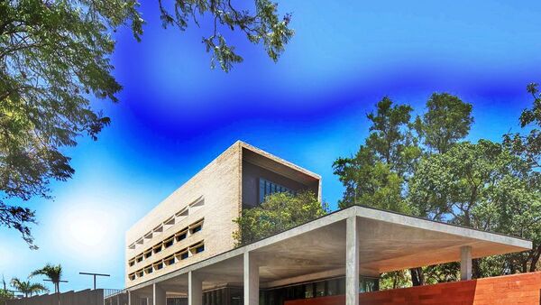 Embajada americana presenta nuevo edificio para trámites de visa