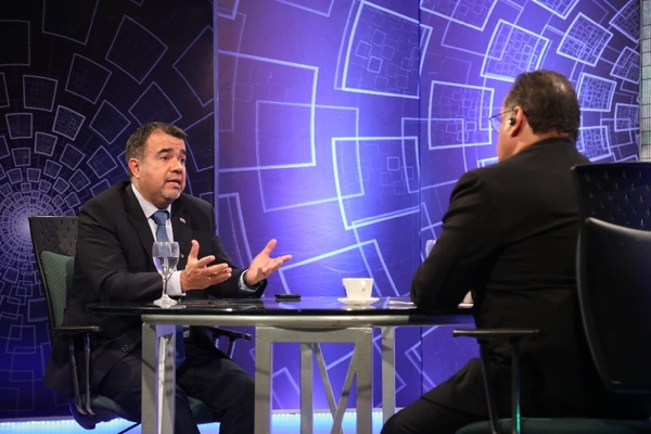 Ministro destaca la importancia de implementar reformas para mejorar la economía - .::Agencia IP::.