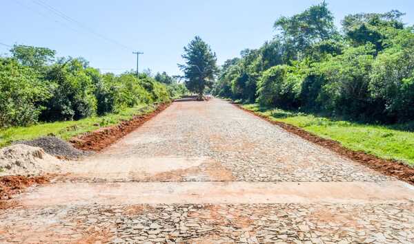 INICIAN OBRAS DE ASFALTADO EN TRAMO HISTÓRICO DE LA RUTA 8 EN GENERAL ARTIGAS - Itapúa Noticias