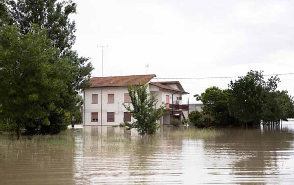 Inundaciones en Italia dejan 9 muertos, 20.000 evacuados y destrozos – Prensa 5