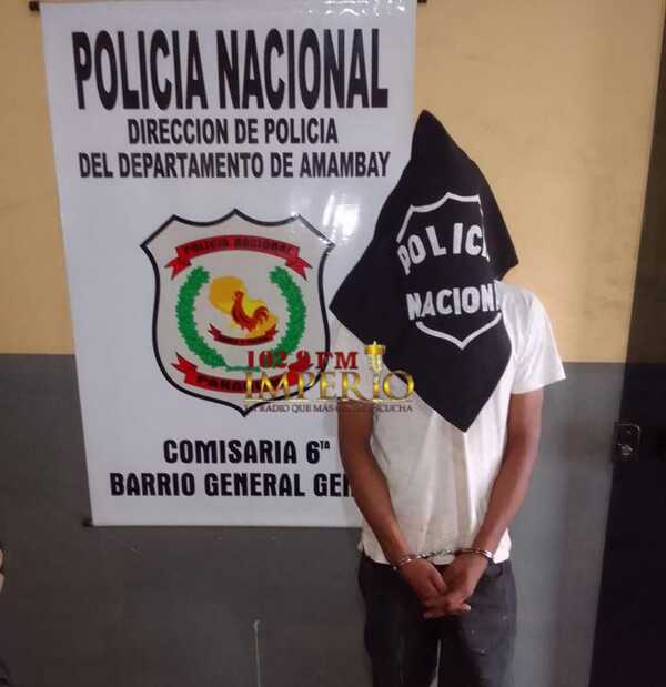 Joven fue detenido por robar artículos de herrería de la casa de su madre - Radio Imperio