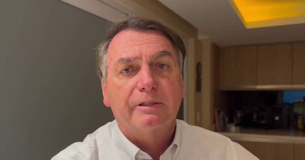 La Nación / Bolsonaro declaró tres horas por falsos certificados de vacunación