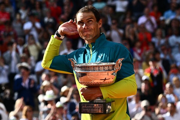 Versus / Nadal, triunfos y lesiones de un rey que prepara su última reverencia