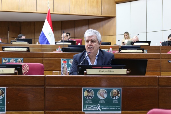 Diario HOY | Senado pide informes a Itaipú sobre cuestionado concurso para 220 vacancias
