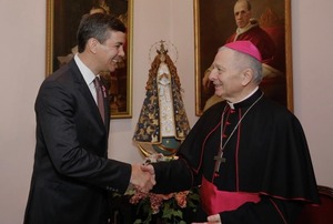 Diario HOY | Peña habló con la Nunciatura Apostólica de ayudar a los más vulnerables