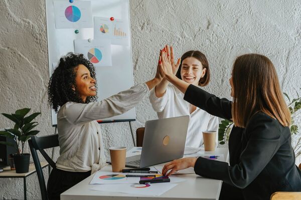 ¿Cómo se construye el sentido de pertenencia en una empresa?