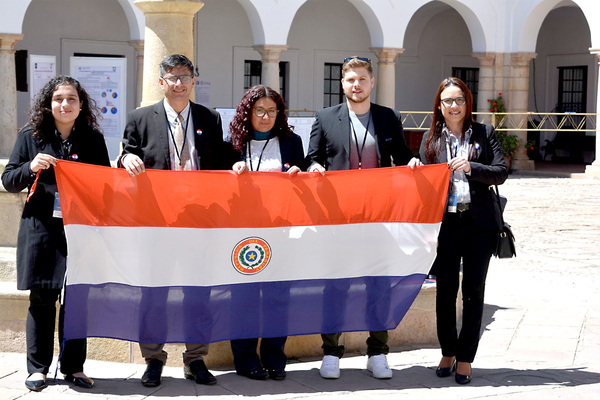 Convocan a jóvenes investigadores de la UNE a participar del XI JJI - La Clave