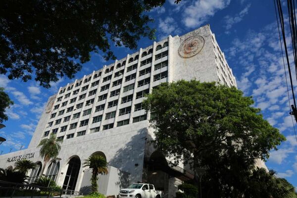 Paraguay cumple sentencia dictada por la Corte IDH en caso que involucra a ex ministros - .::Agencia IP::.