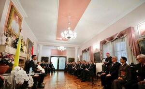 El cuerpo diplomático de la Nunciatura Apostólica, recibe la visita del presidente electo Santiago Peña. – Prensa 5