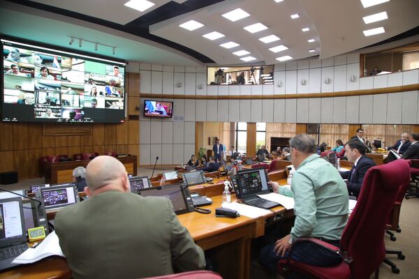 Senado posterga proyecto sobre equiparación jubilatoria - ADN Digital