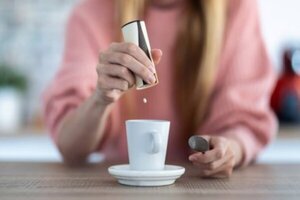 Recomienda consultar con especialista para determinar consumo de edulcorante - ADN Digital