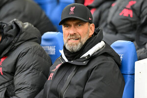 Versus / Klopp, multado y suspendido por criticar a un árbitro en la Premier League
