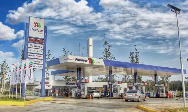 Petropar anuncia reducción de precios tras manifestación