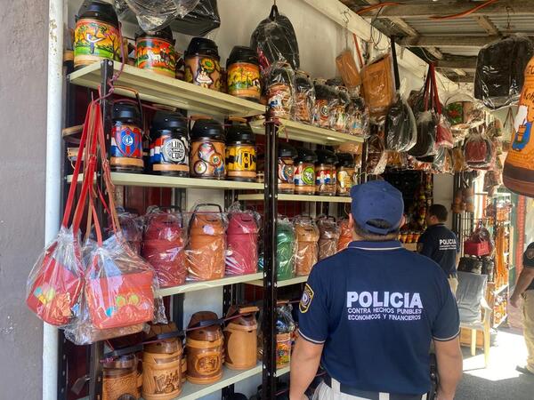 Diario HOY | Artesanos en jaque tras “caza” de termos de clubes por ley de marcas