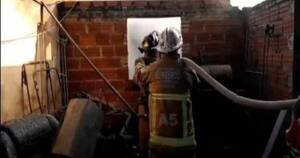 La Nación / Controlan incendio de vivienda en construcción en Villa Elisa
