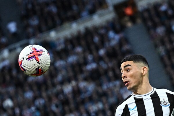 Diario HOY | Newcastle golea al Brighton en un tenso cruce entre Almirón y Enciso