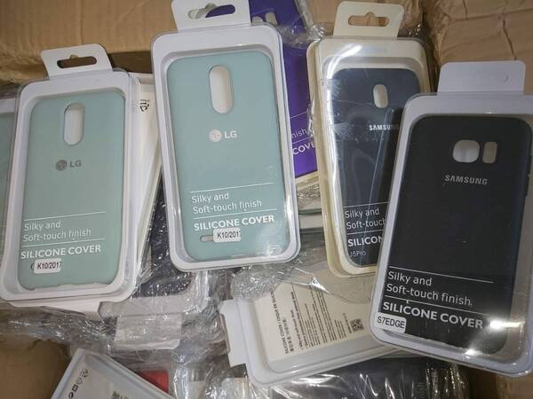 Ciudad del Este: Pillaron una importante cantidad de productos truchos en local comercial