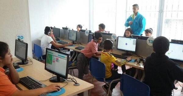 La Nación / Solo 30 % de las instituciones educativas cuentan con internet, según gremialista