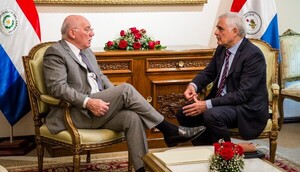 Embajador Pappalardo renunció, luego de enredarse en una entrevista radial - La Tribuna