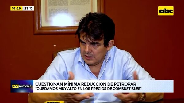 Video: Cuestionan mínima reducción de Petropar - ABC Noticias - ABC Color