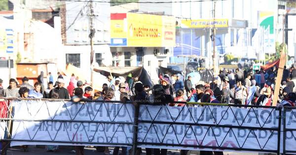 La Nación / Federico González afirma que manifestantes solo buscaban generar violencia y caos