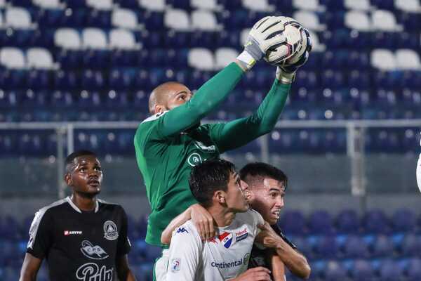 Diario HOY | Faltaron los goles a la cita entre Nacional y Resistencia