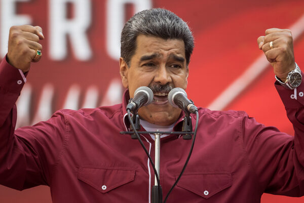 Maduro ordena "garantizar" inversiones para recuperar la producción en las empresas venezolanas - MarketData