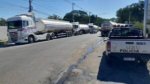 Petropar baja precio de carburantes  desde mañana y privados desde hoy - Economía - ABC Color