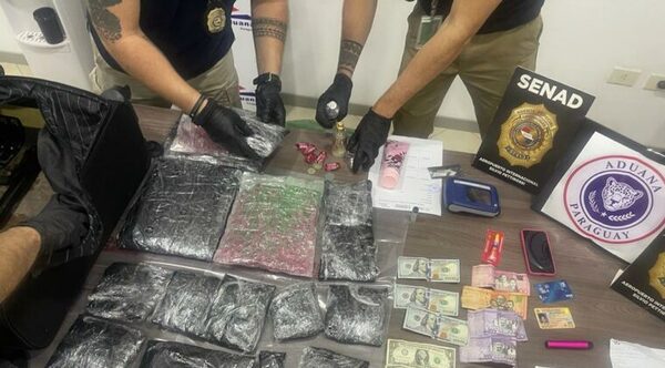 Extranjera intentó ingresar con 12.000 pastillas de éxtasis - Radio Imperio