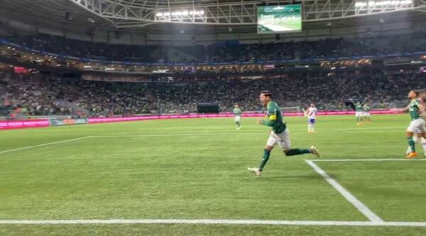 [VIDEO] Gómez hizo un gol y lo festejó con todo ¡pero al final le dieron el gol a otro!