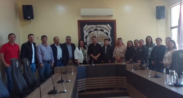 Estudiantes contarán con bus para llegar a la Escuela Agrícola - La Clave