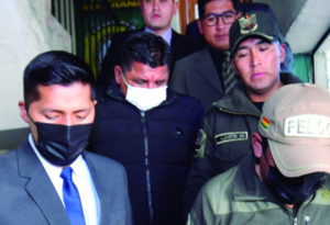 Bolivia dicta prisión preventiva a exministro Juan Santos