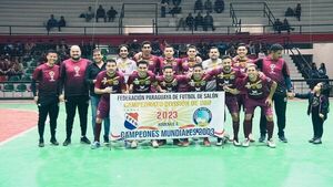 Simón Bolívar arranca con el pie derecho